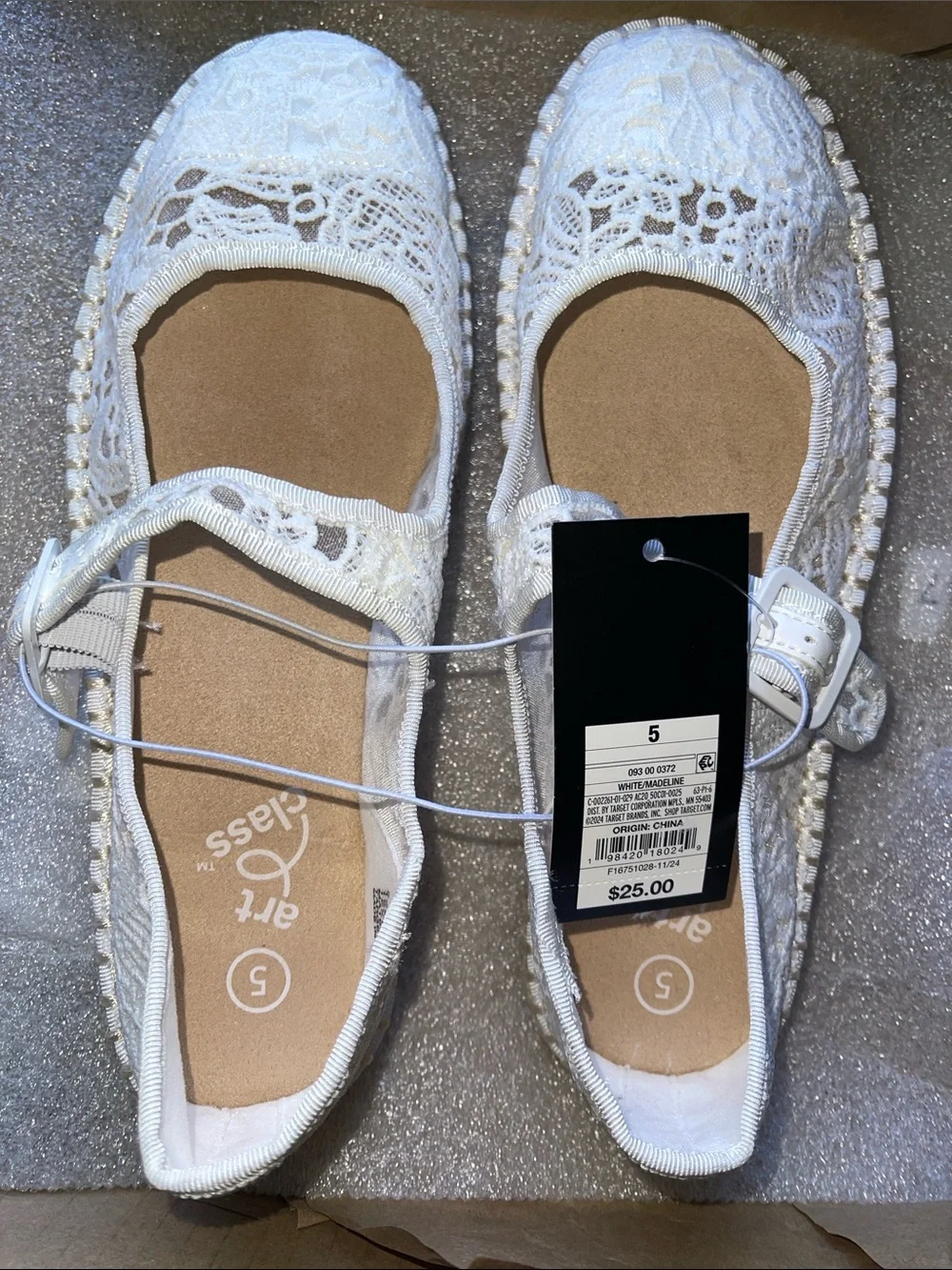 art class™ Kids' Madeline Lace Espadrille Mary Jane Flats - White 5: Adjustable